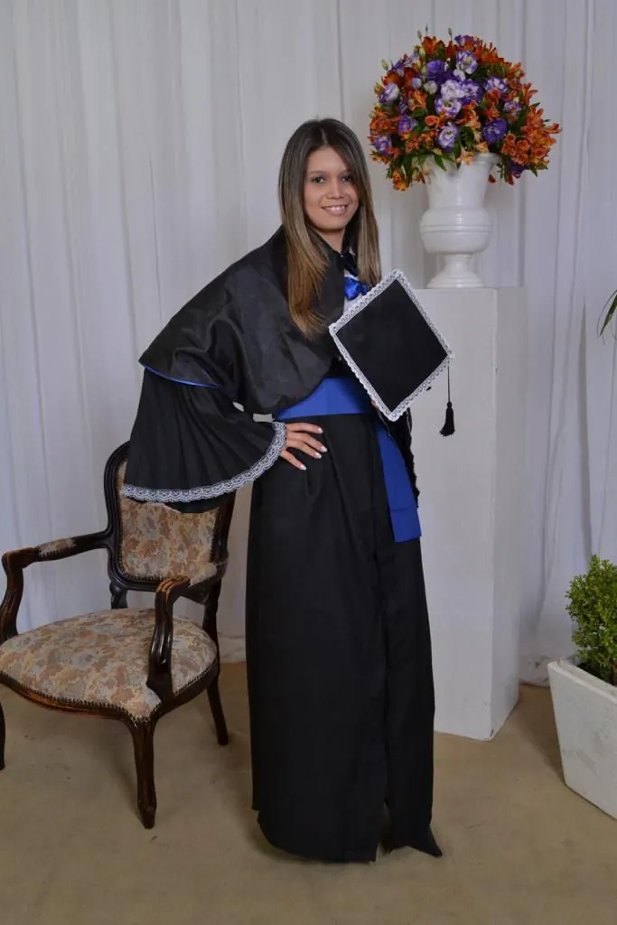 Aline Mediato na formatura